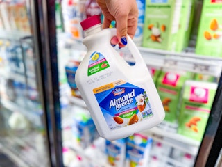 walmart-almond-breeze-almond-milk