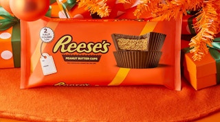 reeses-giant-half-pound-cups