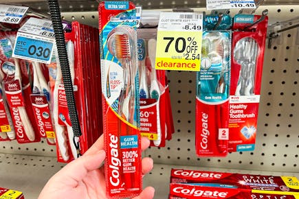 2 Colgate Toothbrushes