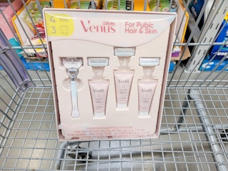 gillette venus fig grooming set in a cart