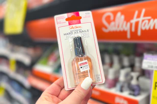 cvs-sally-hansen-hard-as-nails-em