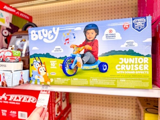 bluey-minnie-fly-wheels-tricycles-target1
