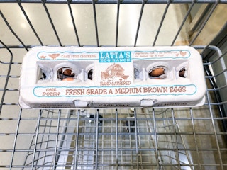 whole foods latta medium brown eggs 1 jan 2023 1674497671 1674497671