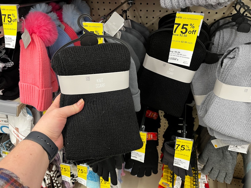 walgreens-clearance-west-loop-winter-apparel-em-kcl48