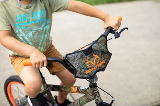 walmart-realtree-kids-bike-lifestyle-image-kcl