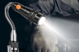 Extendable Magnetic Flashlight - amazon