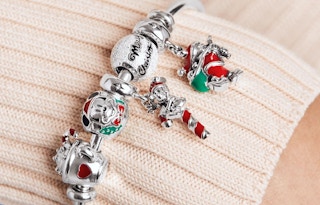 rue-la-la-pandora-sale-2021-6