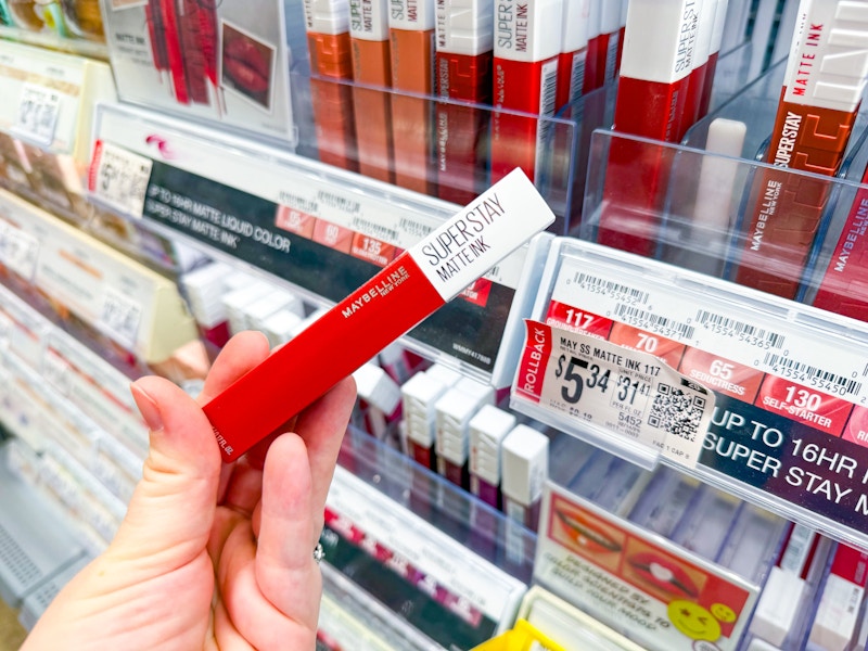 walmart-maybelline-lip-gloss-1