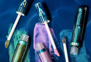 nyx makeup avatar lip gloss