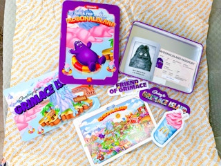 mcdonalds-mcdonaldland-adult-happy-meal-nostalgia-collectible-tin-kcl-1