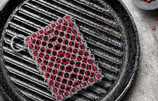 a chainmail cast iron scrubber