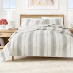 Great Bay Home Farmhouse Quilt Set