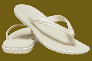 Crocs Thong Sandals in the color "bone"