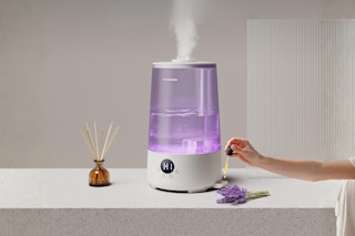 Humidifier and Oil Diffuser B09LM1588Z