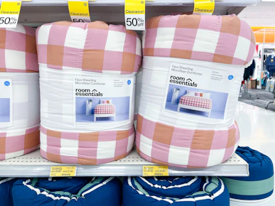 Room Essentials Comforter