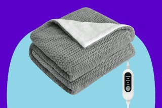 Poouthym Heated Blanket 50"x60" on a blue background.