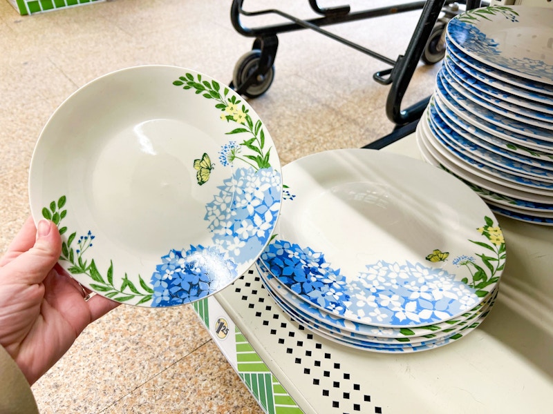 dollar tree spring sentiment plate