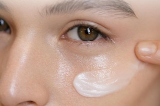 B0GCDDFCBN Firming Eye Cream