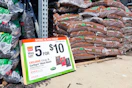 The-Home-Depot-Scotts-mulch-2