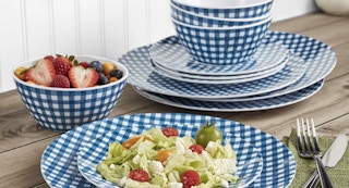 kohls dolly parton dinnerware featured image 2023 1681407088 1681407088