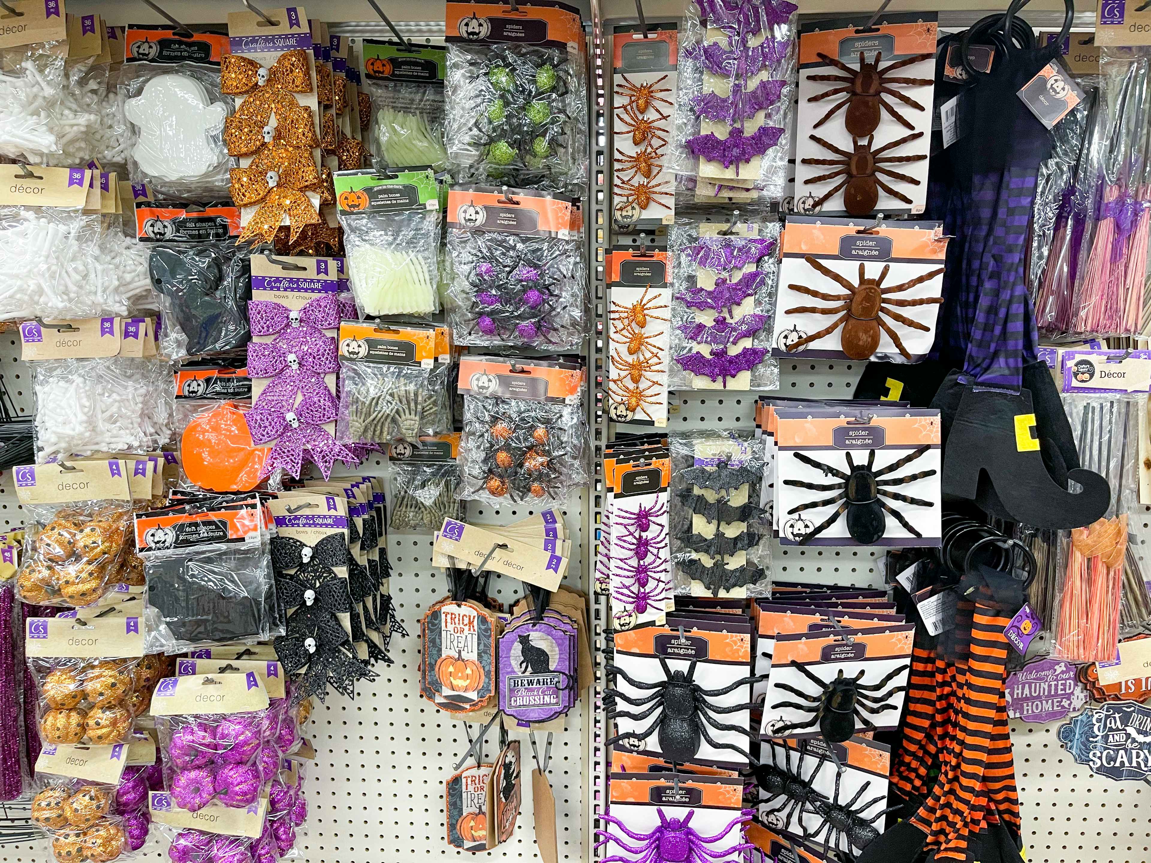 12 Easy DIY Halloween Decorations The Krazy Coupon Lady