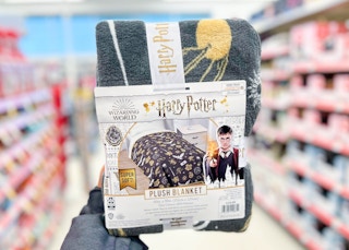 walgreens harry potter blanket 120521 1638727952 1638727952