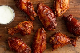 wings from smokey bones with some ranch dip