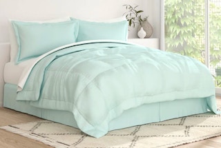 linens-&-hutch-down-comforter-sets-june-2022-1