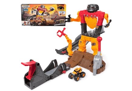Monster Jam Smash and Bash Playset
