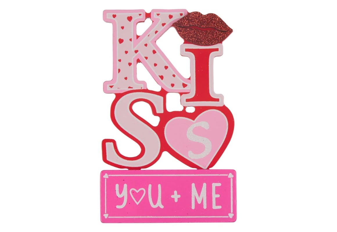 2 Valentine's Day Tabletop Decor