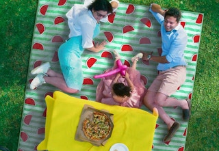 walmart sedona house picnic blankets 2023 02 1681006859 1681006859