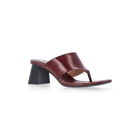 Time and Tru Women's Thong Sandals