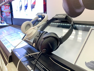 bose noise cancelling headphones display at target