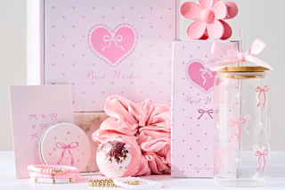 birthday gift basket items