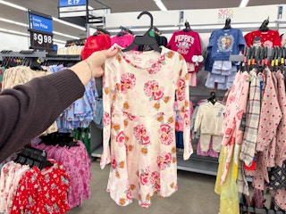 Walmart-toddler-holiday-character-dress-2