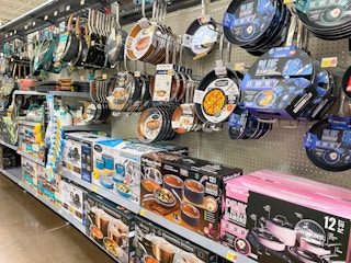 walmart cookware set area b 1687877395 1687877395