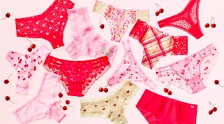 victoria-secret-pink-panties-2022-1