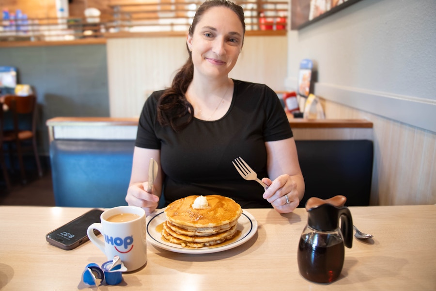 ihop-all-you-can-eat-pancakes-kcl-model-app-6