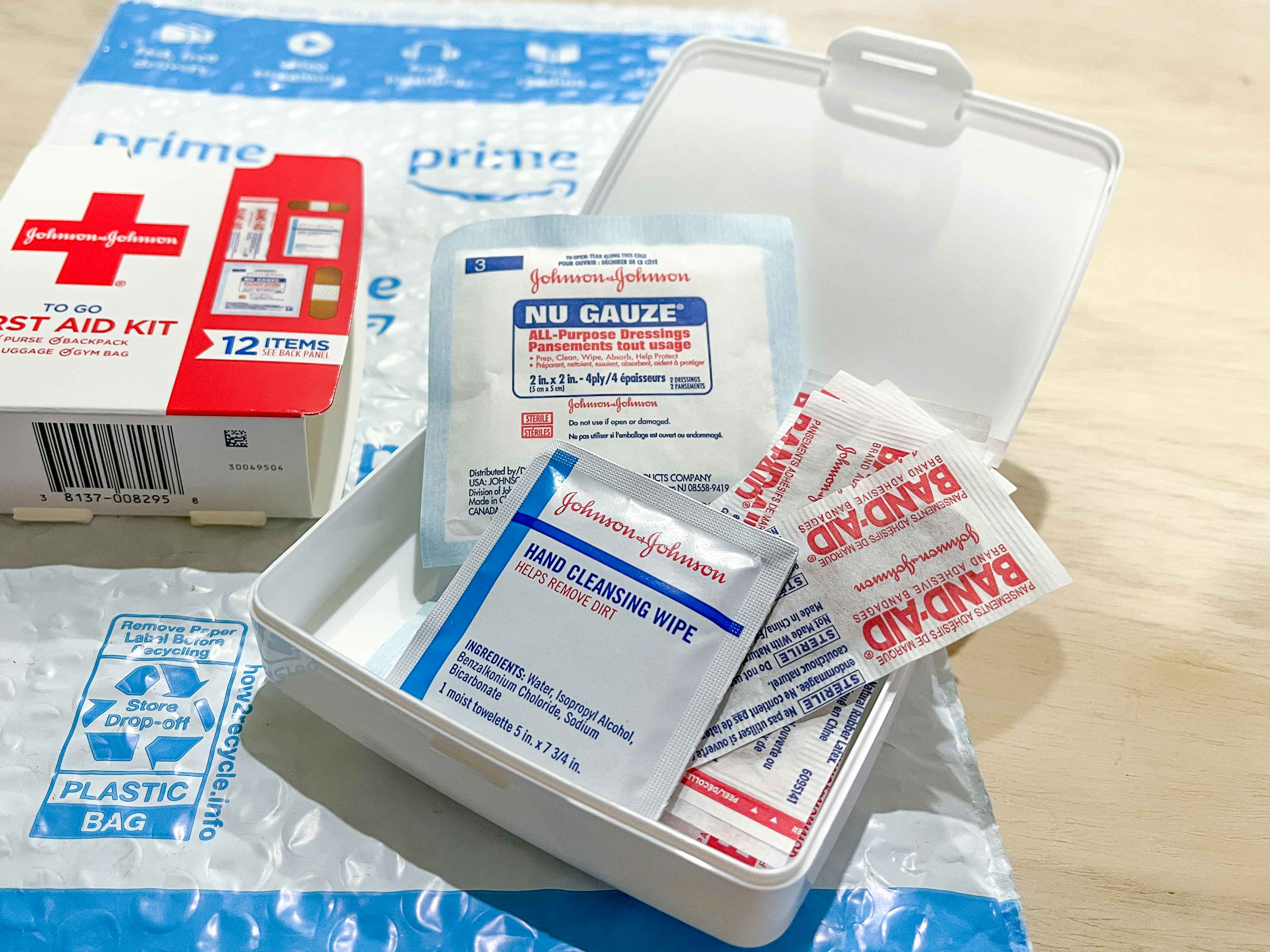 johnson-to-go-first-aid-kit-amazon-5
