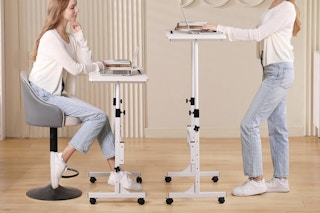 B0BTYLQLM4 Standing desk