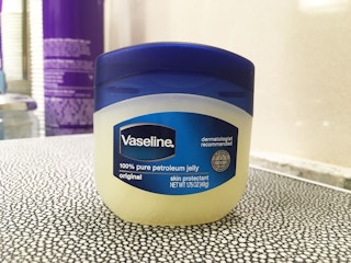 vaseline-petroleum-jelly-original