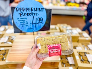 trader-joes-peppermint-brookie-2