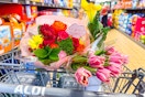 aldi-mothers-day-flower-deals