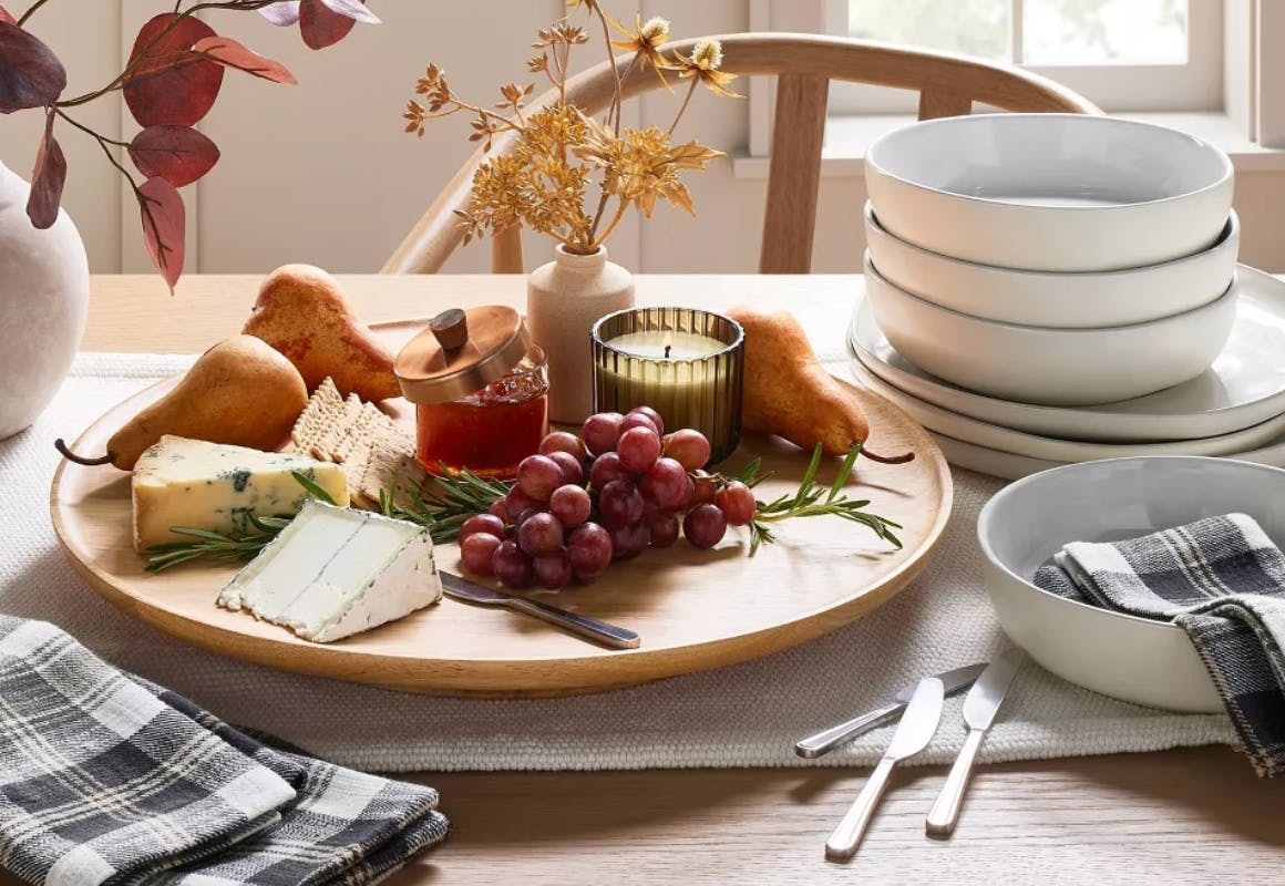 Magnolia Wooden Pedestal Lazy Susan