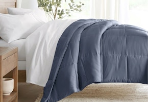 Linens & Hutch Comforter