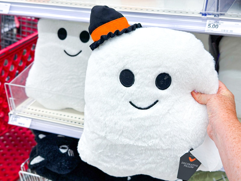 target-dollar-spot-halloween15