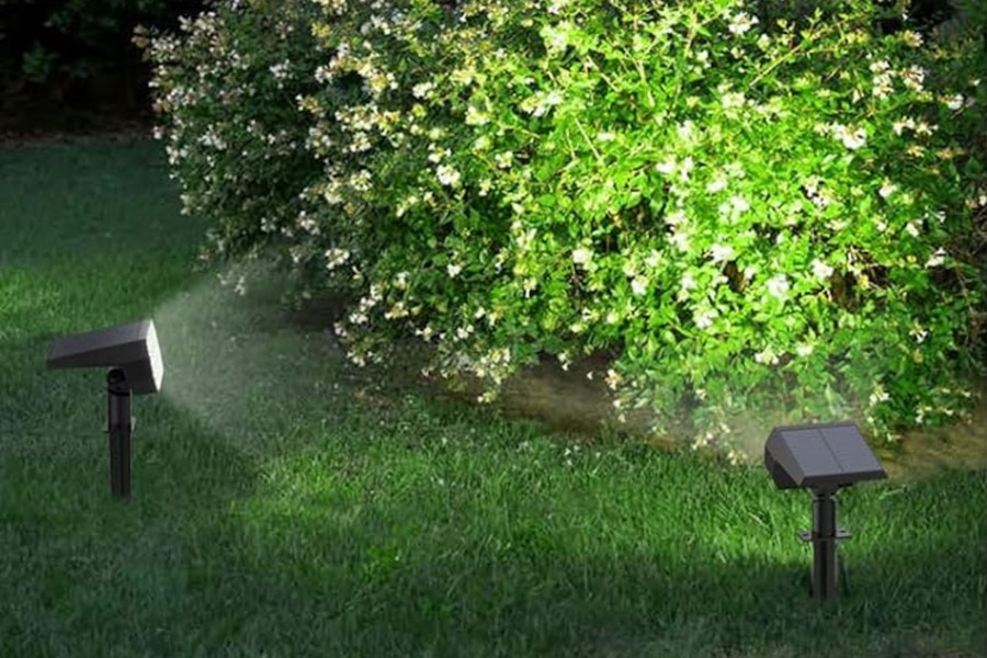 solar power spot lights Amazon