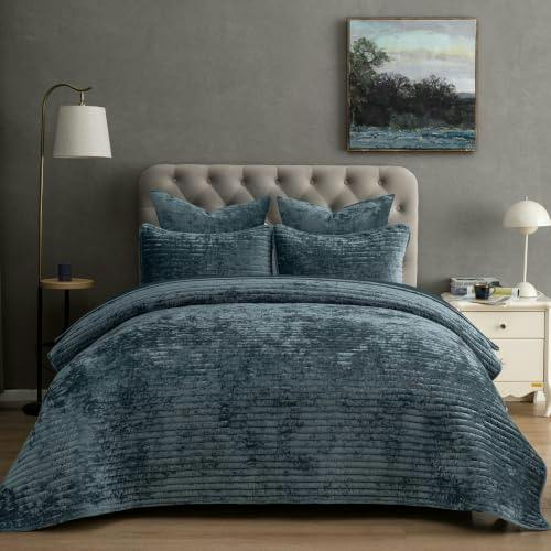 Luxury Velvet Quilt Set
