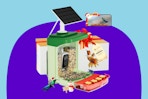  Bilantan Smart Bird Feeder with Camera Solar on a purple background.