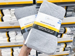 Mainstays 18-Count Washcloth Set, Only $4.88 at Walmart ($0.27 per Cloth) card image